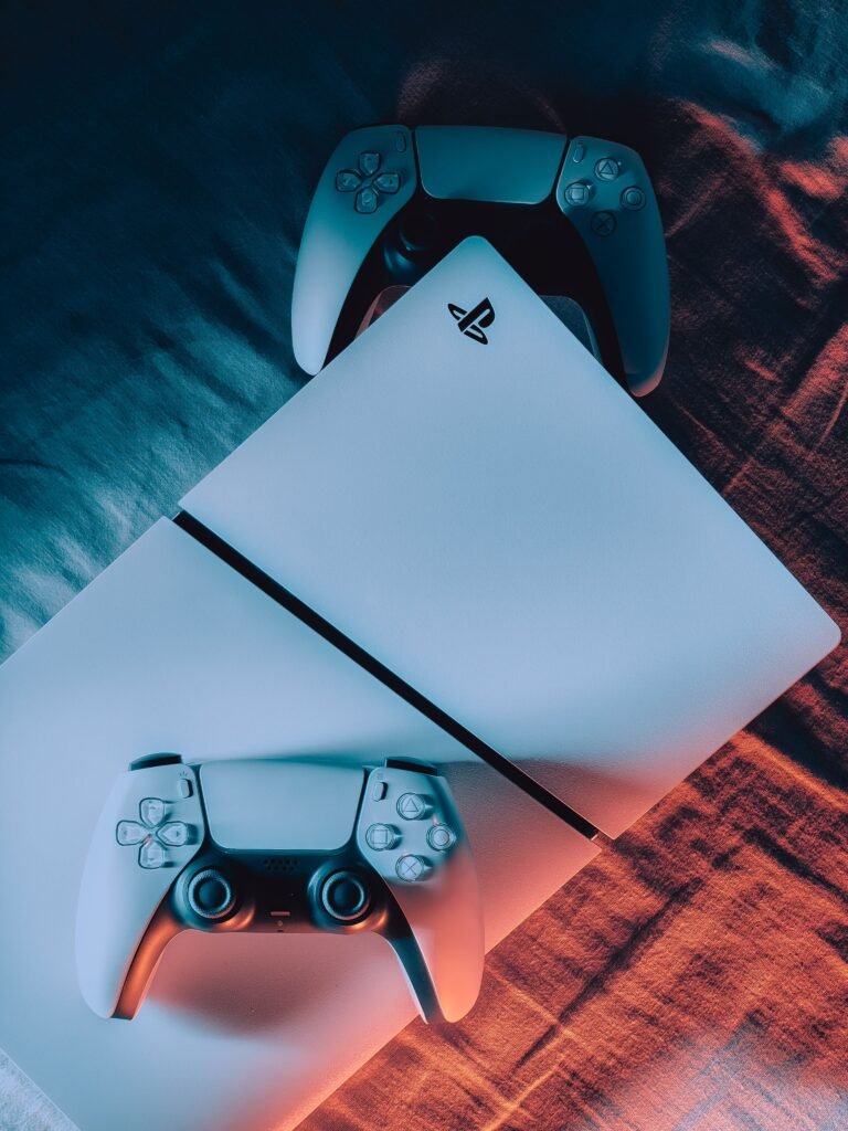 PlayStation 5 con dos Mandos